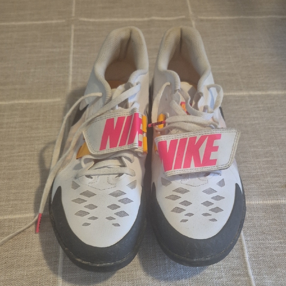 Nike White and Pink Sneakers Classic Athletic Design- Thrower shoes